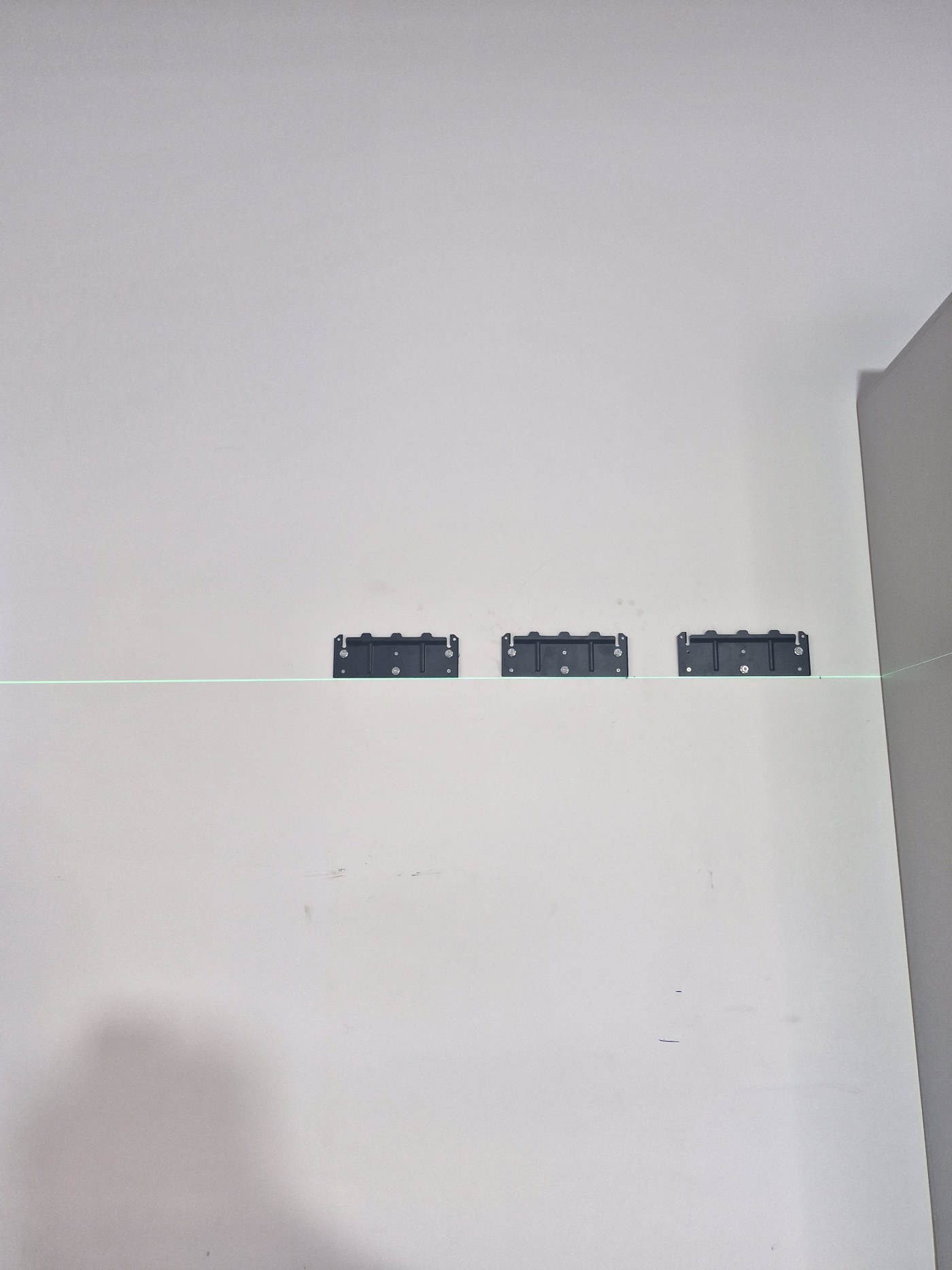 Sistem fotovoltaic 50 kW cu 64 kWh stocare – de la un on-grid nefuncțional la un ESS complet, în Prahova